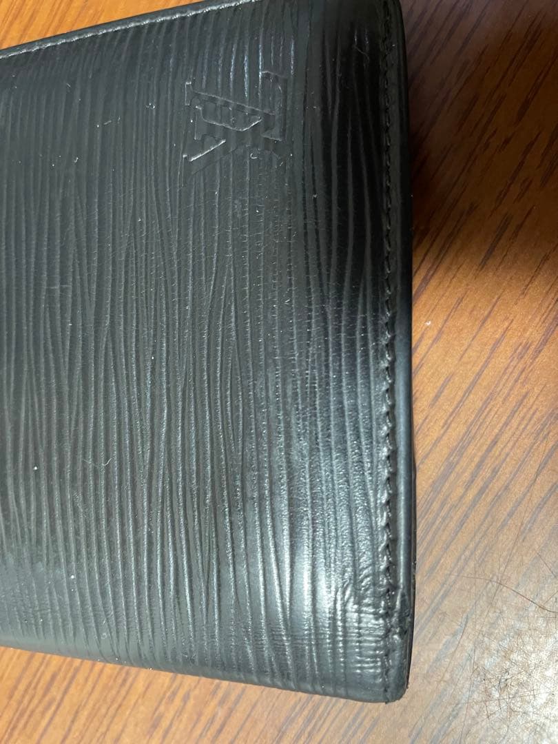 ルイヴィトン エピ ポルトフォイユ ブラザ 長財布 ノワール ブラック