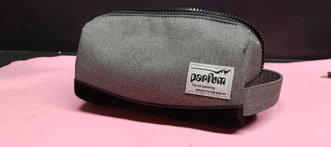 Y【中古品】JVCケンウッド　ビデオカメラ　Everio GZ-E780 銀色