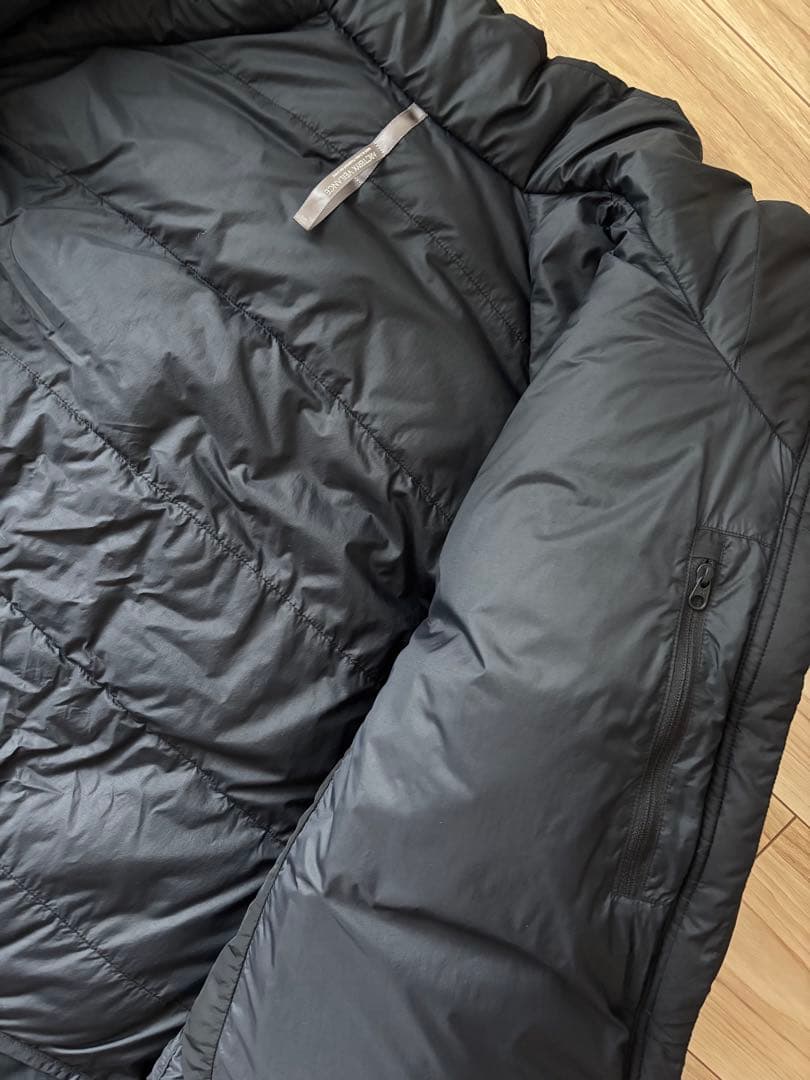 Veilance コンデュイット ダウン ジャケット ウィメンズ