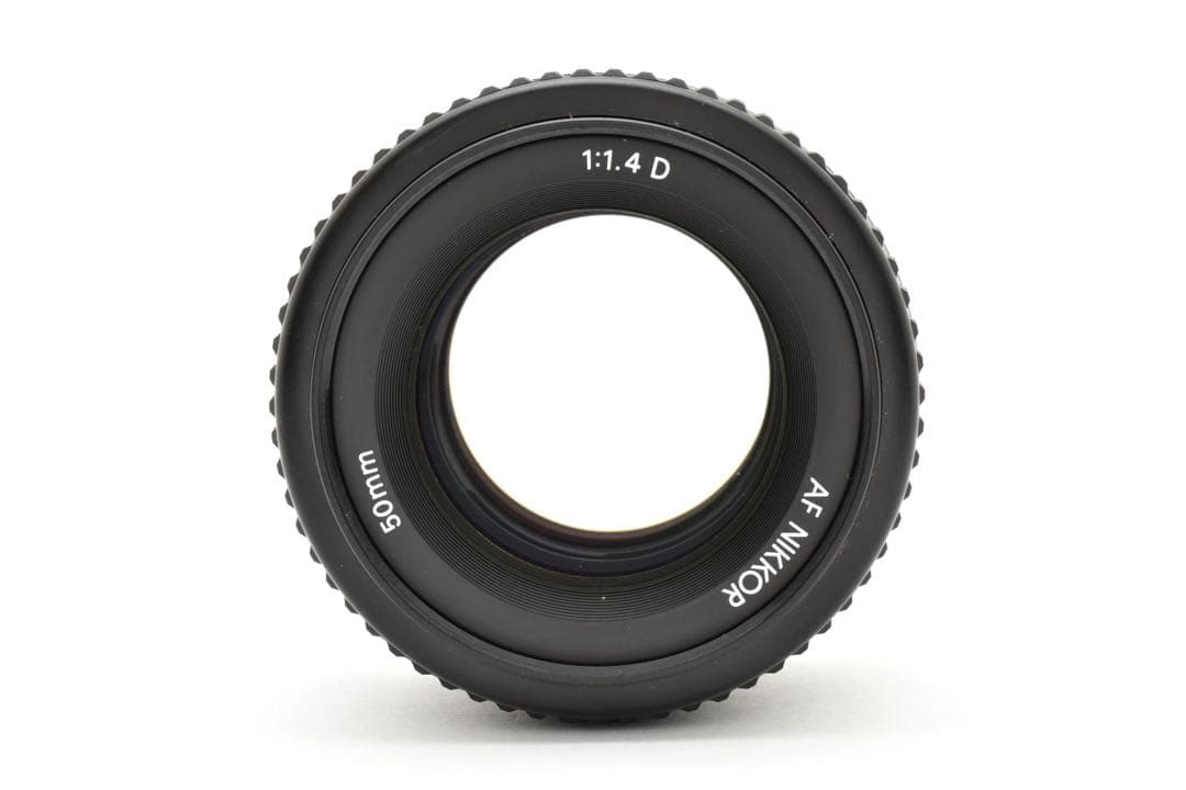 美品 Nikon AF Nikkor 50mm f/1.4 D 単焦点レンズ