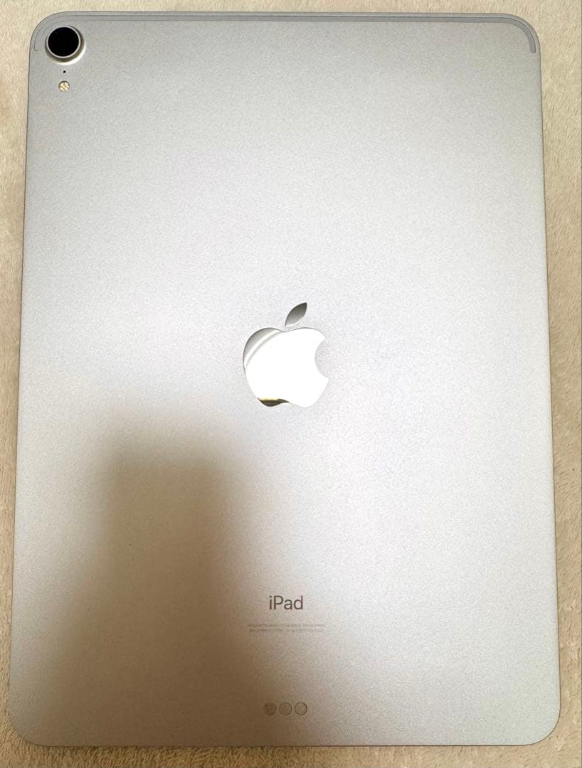 iPadpro（第一世代） 11インチ シルバー 本体