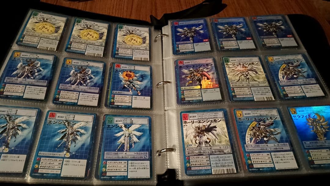 旧デジモンカードゲーム900枚弱まとめ売り
