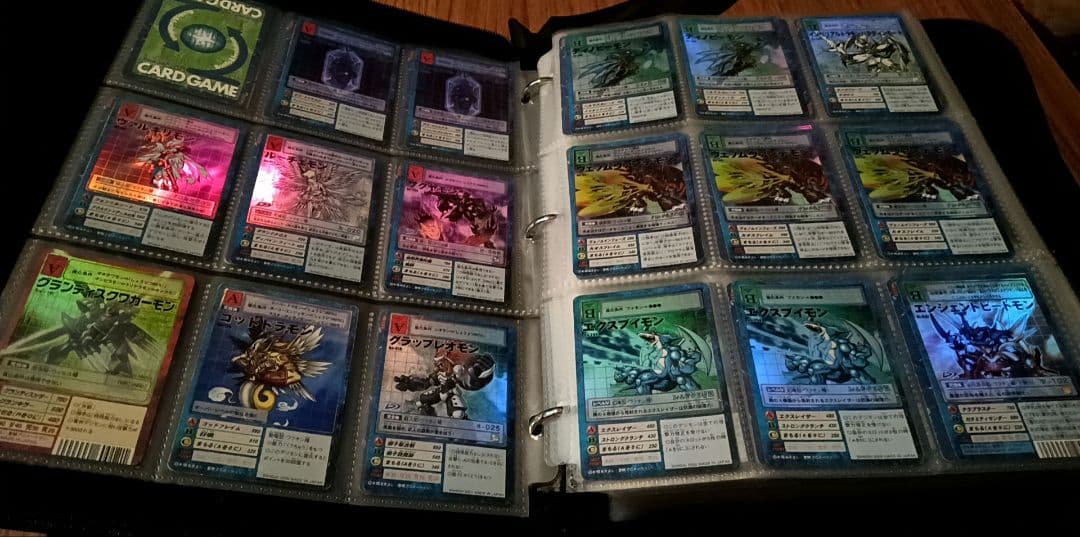 旧デジモンカードゲーム900枚弱まとめ売り