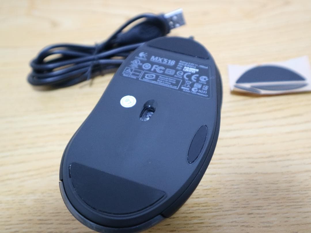 新品 Logitech MX518 ロジテック 有線ゲーミング レーザーマウス