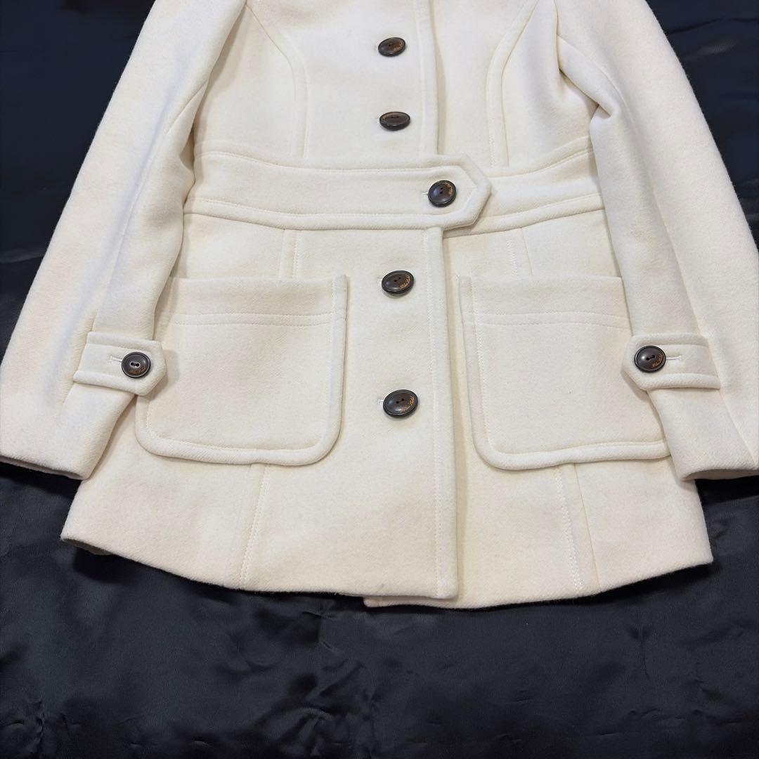 美品 BURBERRY BLUE LABALアンゴラ ホワイト フーデットコート