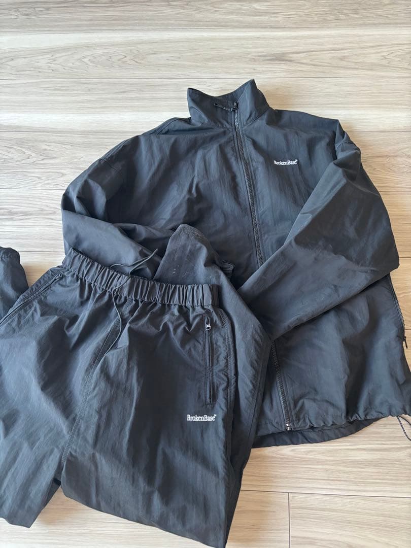 BrokenBase ナイロンセットアップ　ブラック　Lサイズ