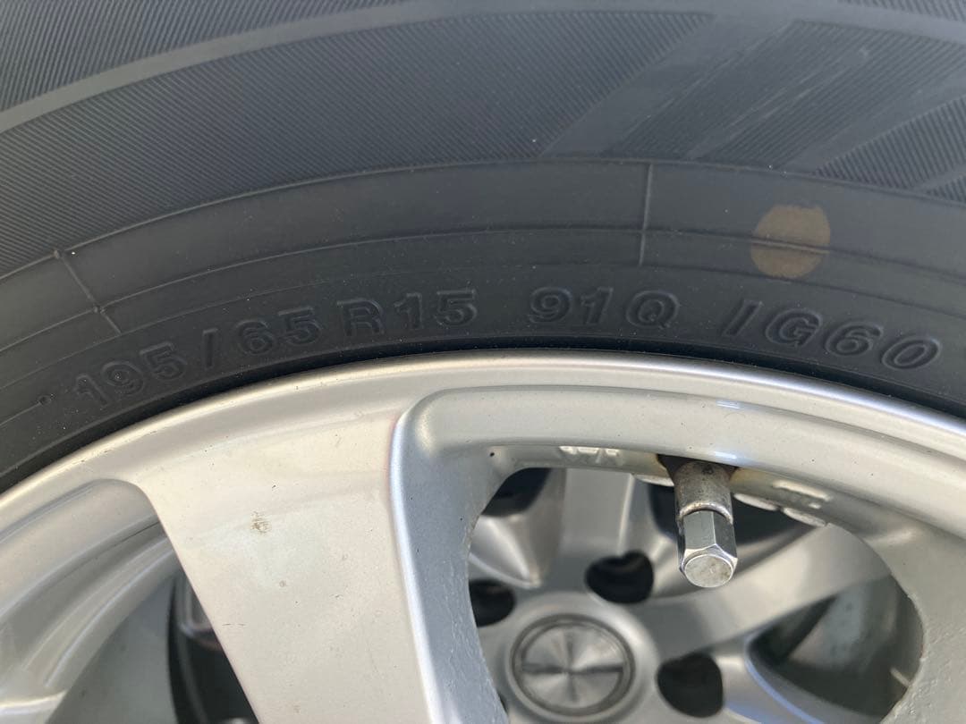 ヨコハマ 15インチ スタッドレスタイヤ・ホイールセット セレナ