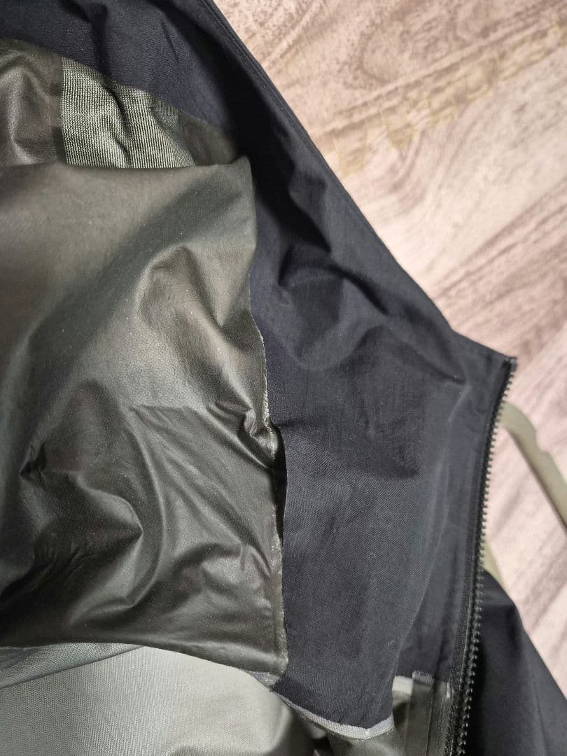 【廃盤】ARC'TERYX ベータSLハイブリッド Sサイズ