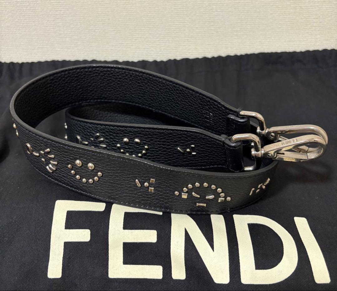 FENDI ピーカブー　ブラック ラージ