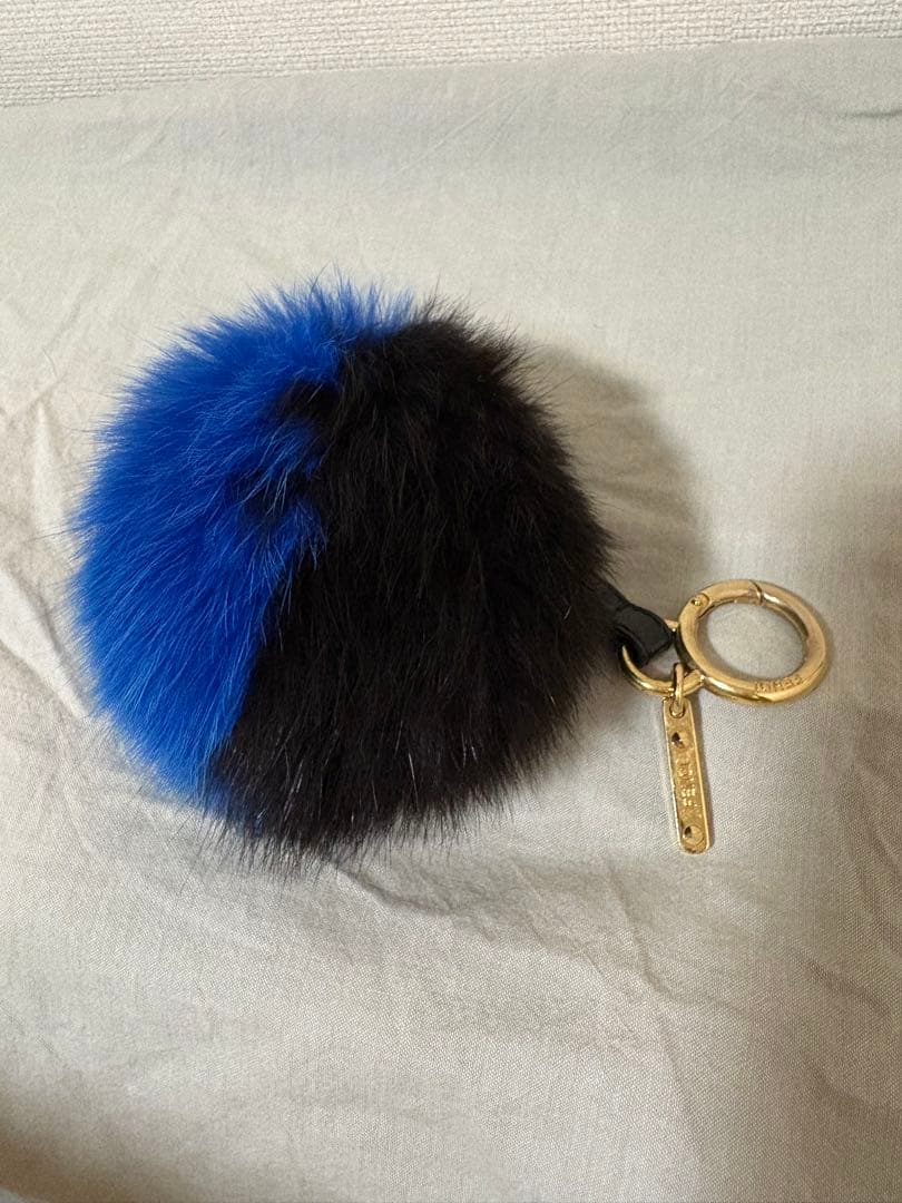 FENDI ピーカブー　ブラック ラージ