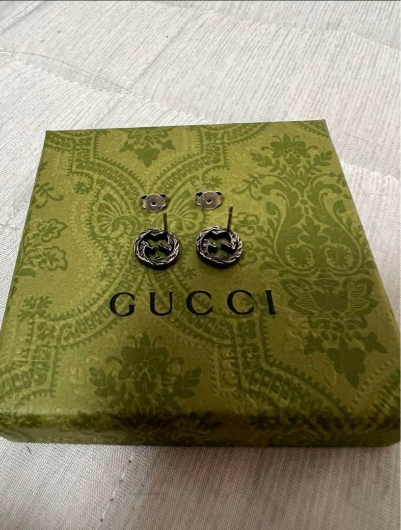 【超美品】GUCCI グッチインターロッキングGピアス シルバー925