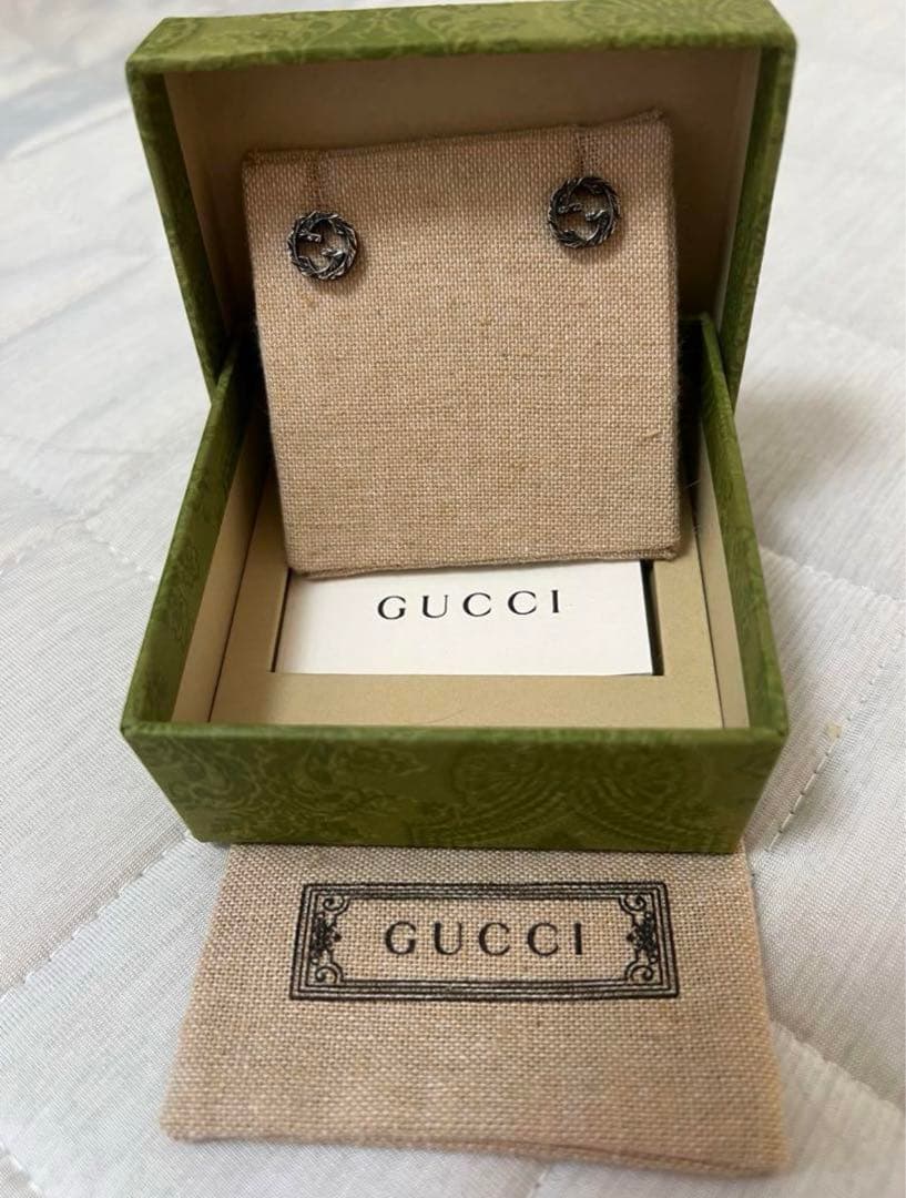 【超美品】GUCCI グッチインターロッキングGピアス シルバー925
