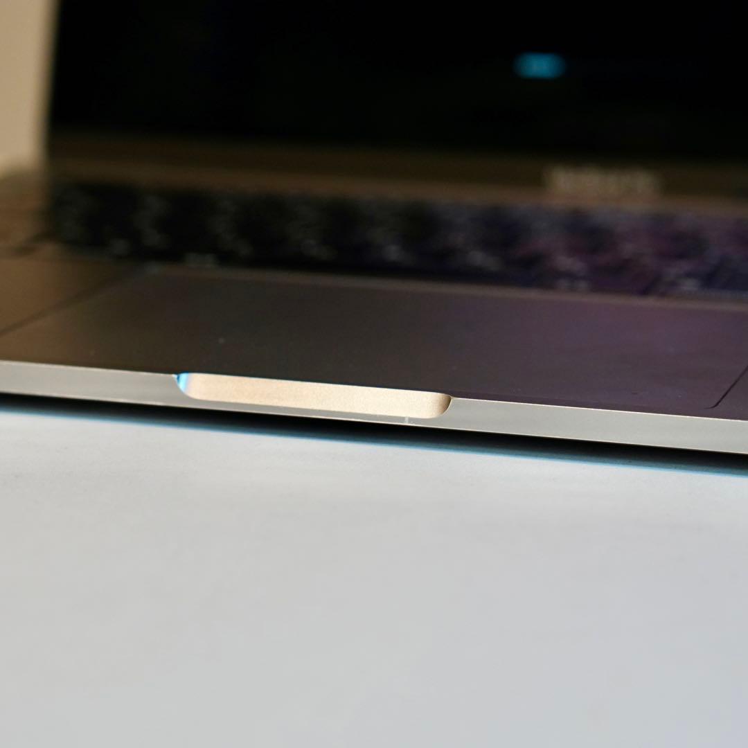 MacBook Pro 13インチ 2019 4ポート上位モデル スペースグレイ