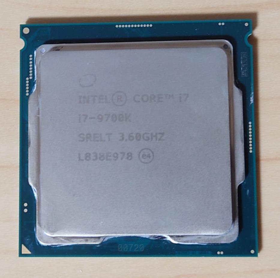 平*豊様 【動作確認済】CPU INTEL Core i7 9700K LGA1