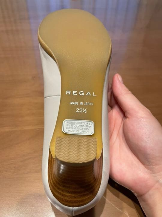 リーガルREGAL パンプス 【22.5 】【アイボリー】