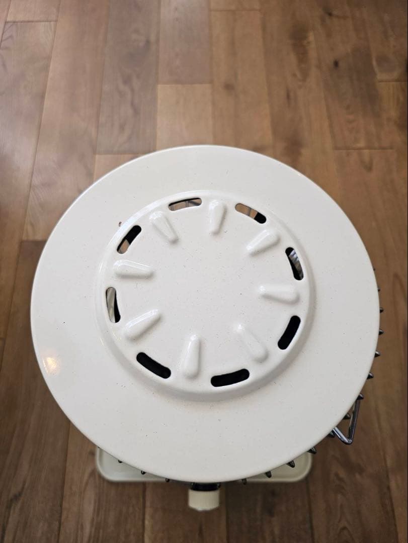 アラジン　Aladdin ガスストーブ ホワイト/給油ポンプ グリーン　セット