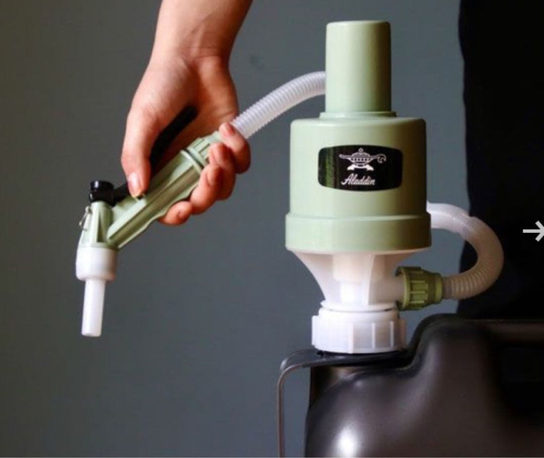 アラジン　Aladdin ガスストーブ ホワイト/給油ポンプ グリーン　セット