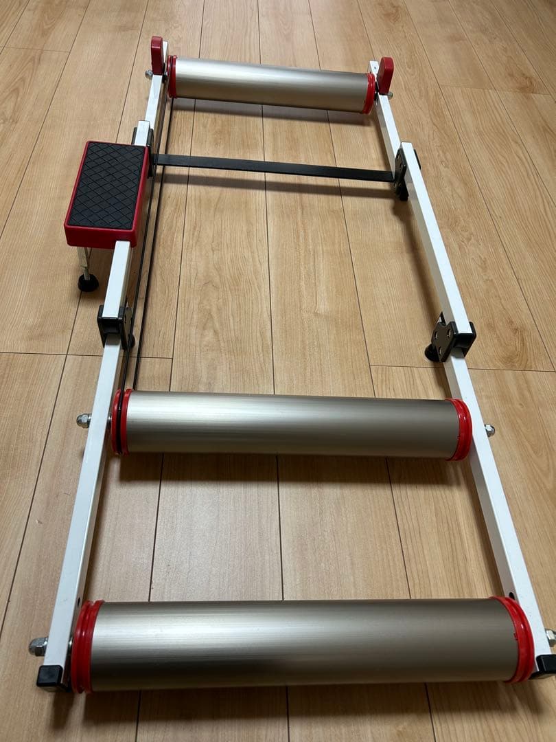 ミノウラ　3本ローラー シルバー/レッド