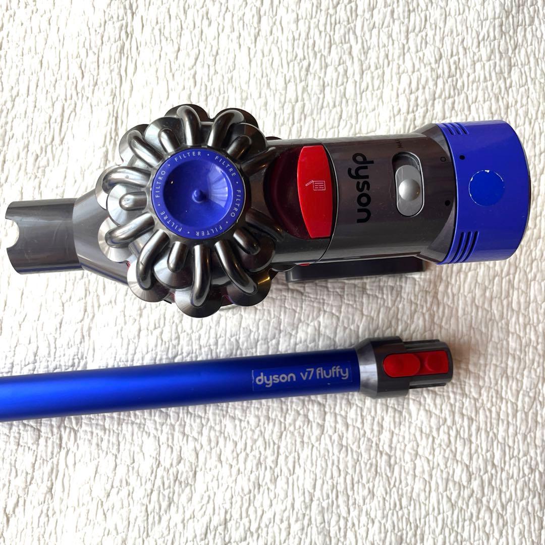 ☆バッテリー交換したて☆ダイソン掃除機V7 SV11 純正品　赤ちゃん　オフィス