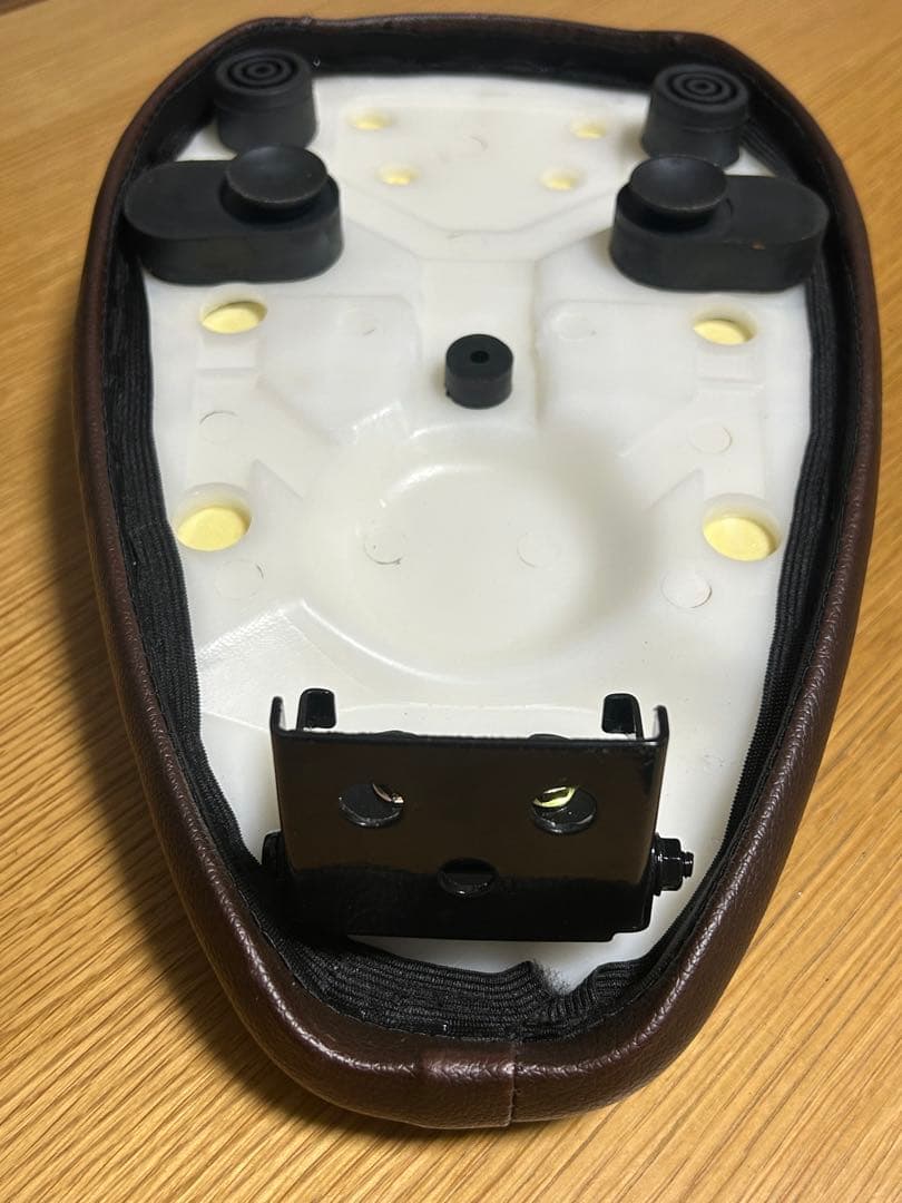 KEPSPEED製 スーパーカブ用 シングルシート ダイヤカットブラウン