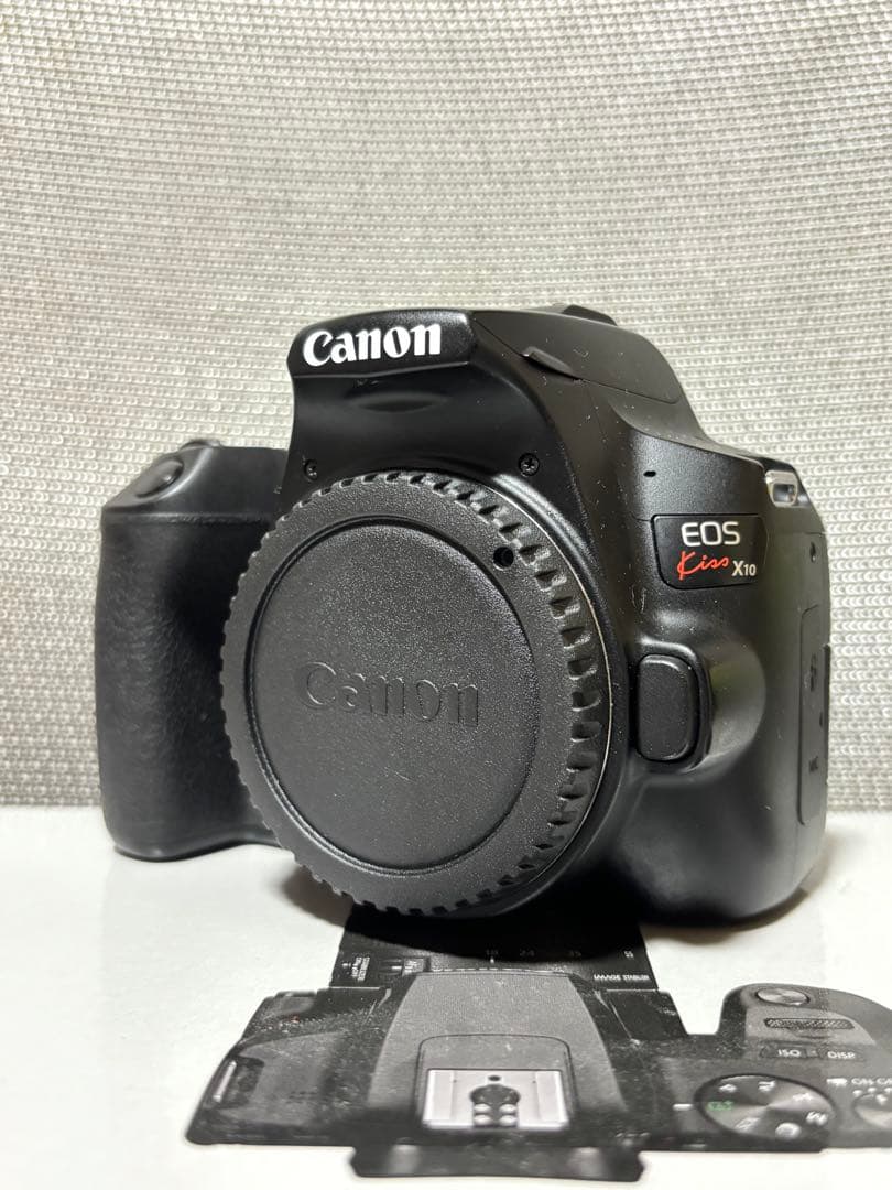 Canon Eos kiss x10 ボディ