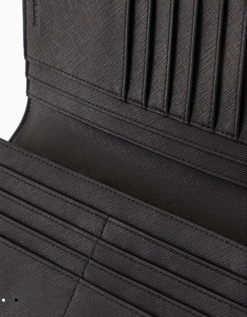 未使用エンポリオアルマーニ　縦型長財布