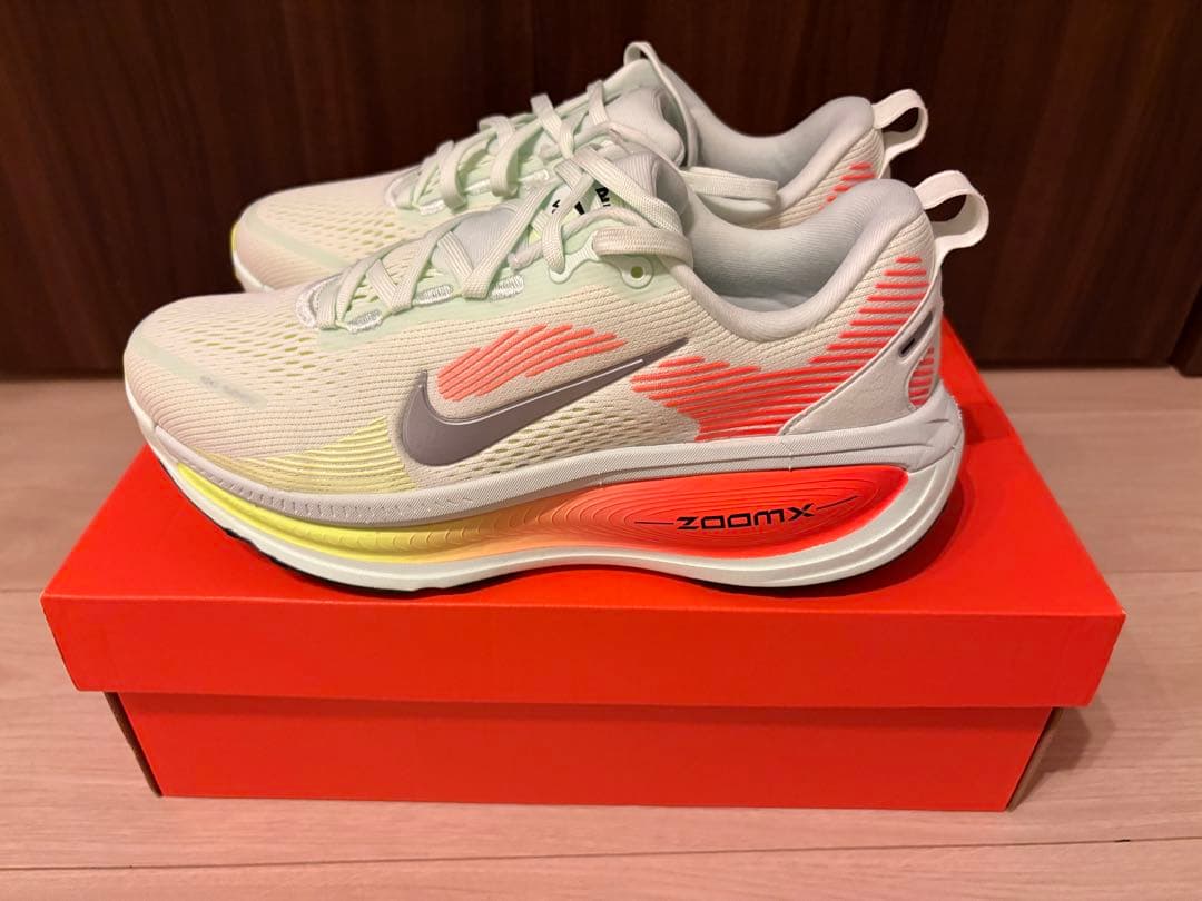 Nike ボメロ18 新品未使用　メンズ　25.0cm タグ付き