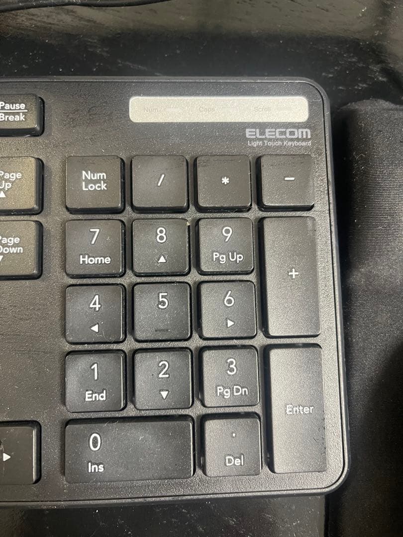 Fujitsu デスクトップPC MAZ20028