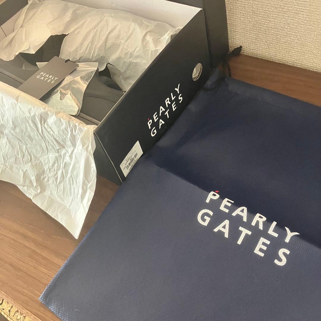 【新品 】PEARLY GATES ローカット　スパイク23.5 レディース