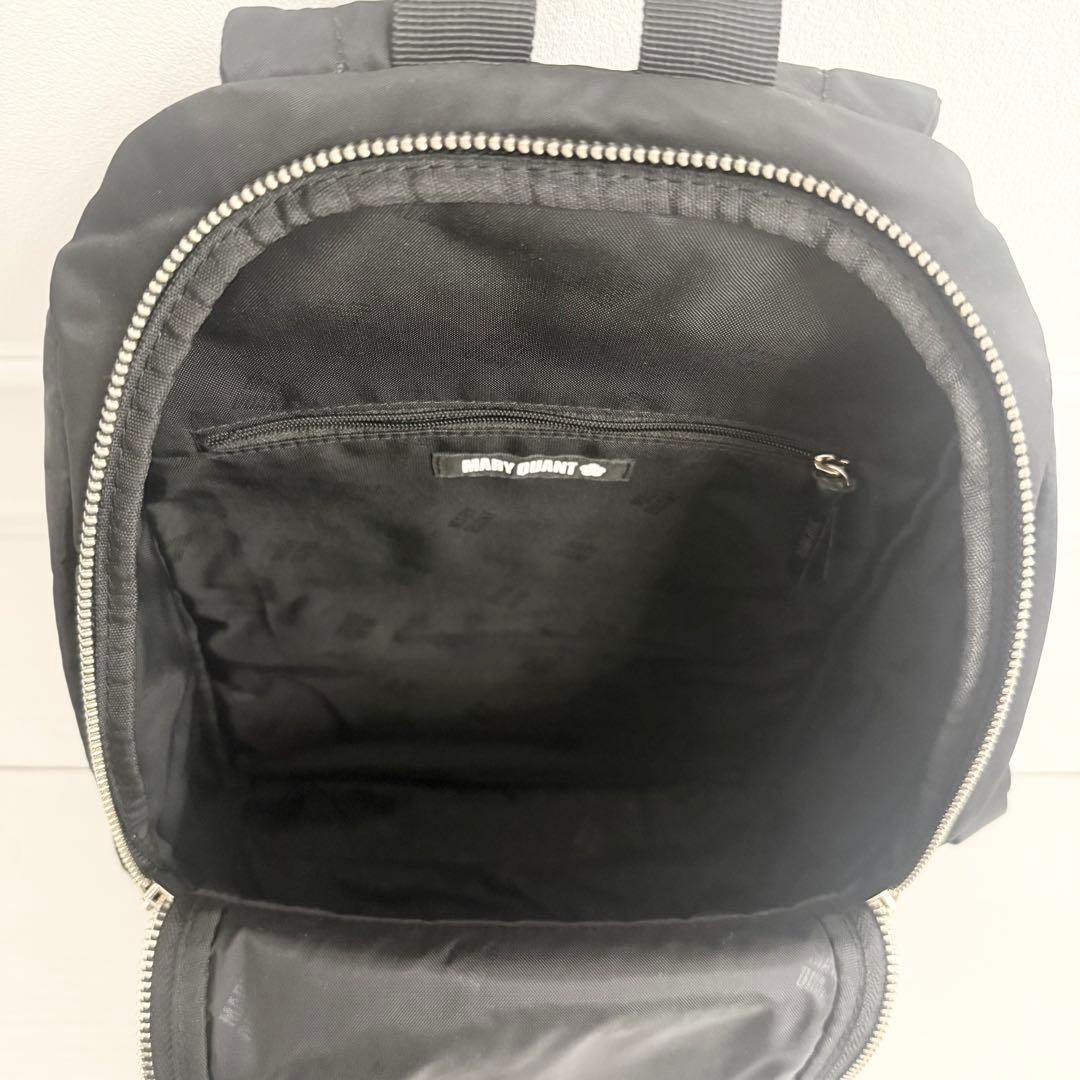 美品 MARY QUANT ナイロンマットサテンデイジー リュック ブラック