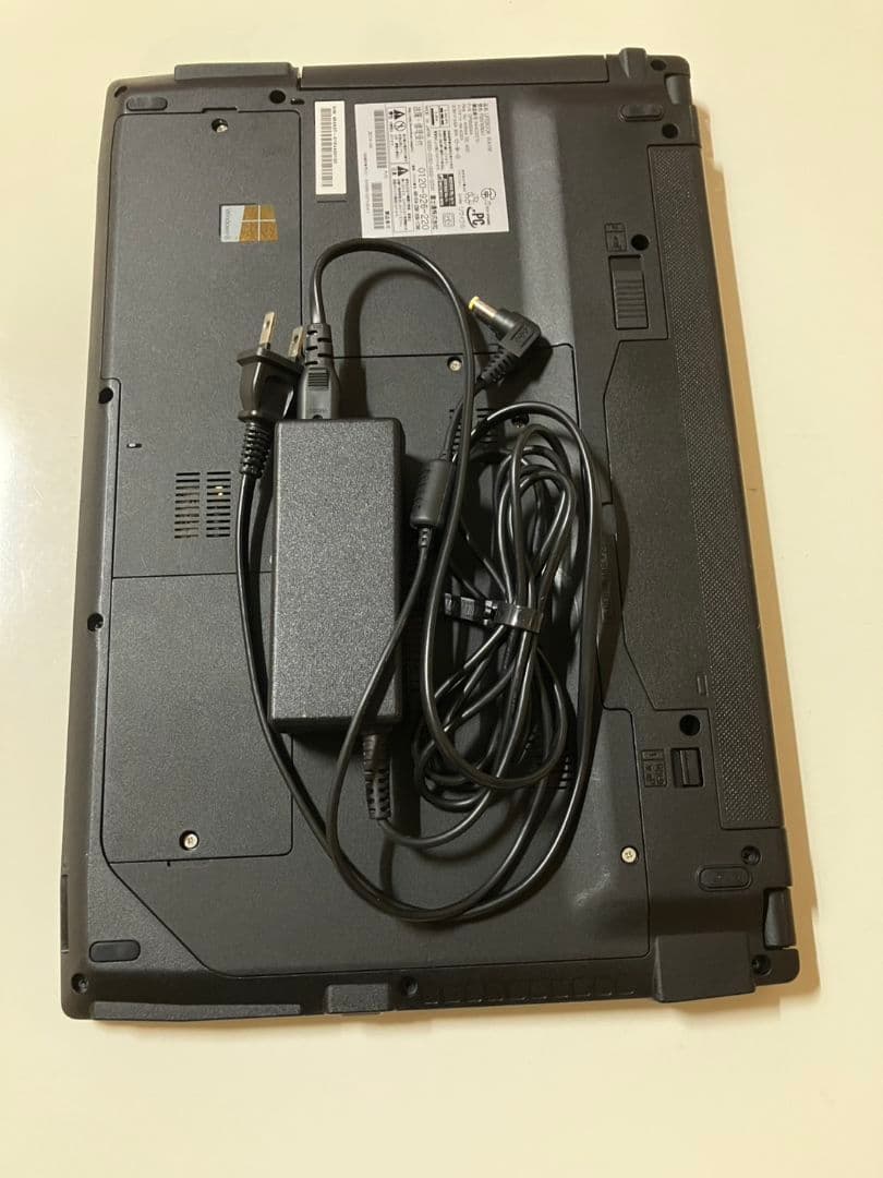 富士通 LIFEBOOK WA1/M FMVWMA1 ブラックWindows10