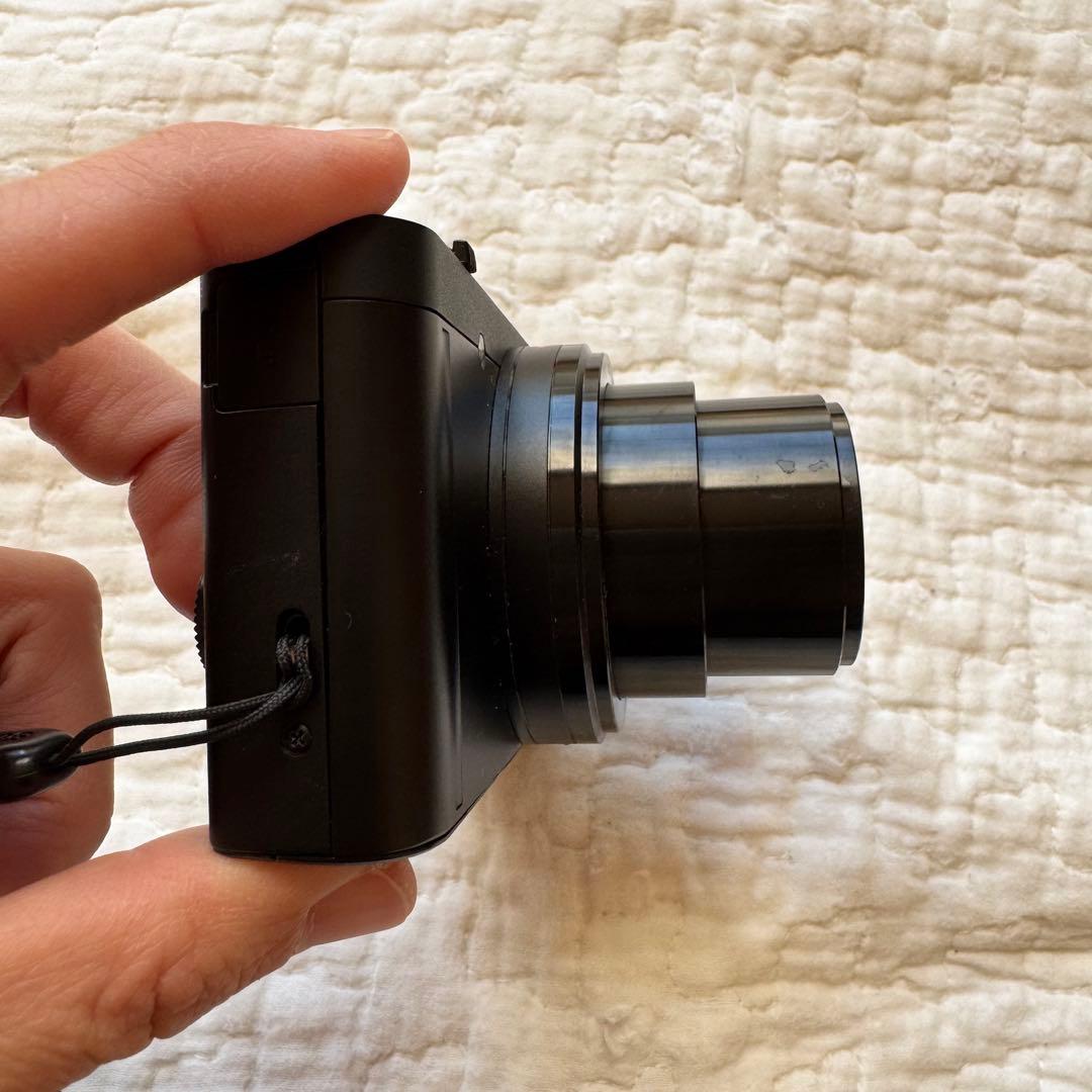 美品！SONY Cyber-Shot DSC-WX500/バッテリーチャージャー