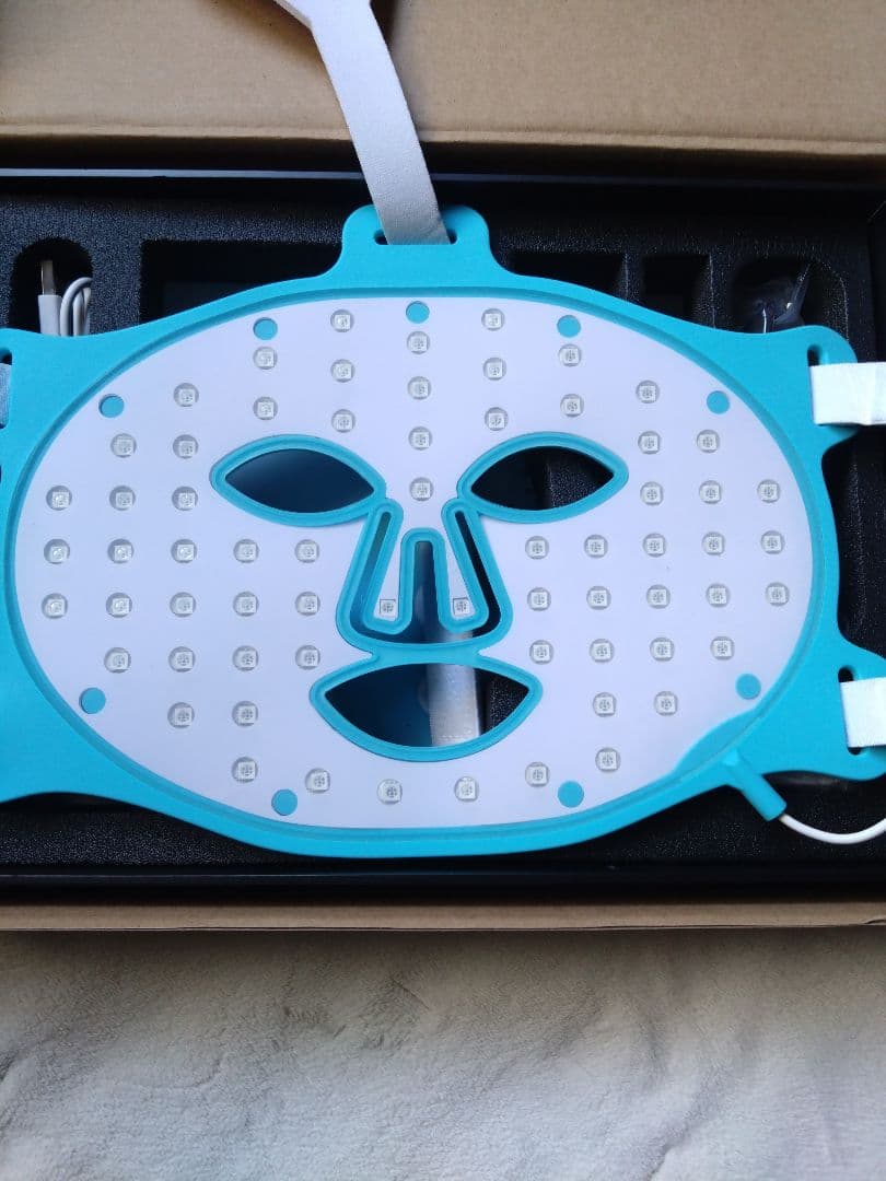 【新品未使用】HIGHER DOSE(ハイアードーズ)赤外線フェイスマスク