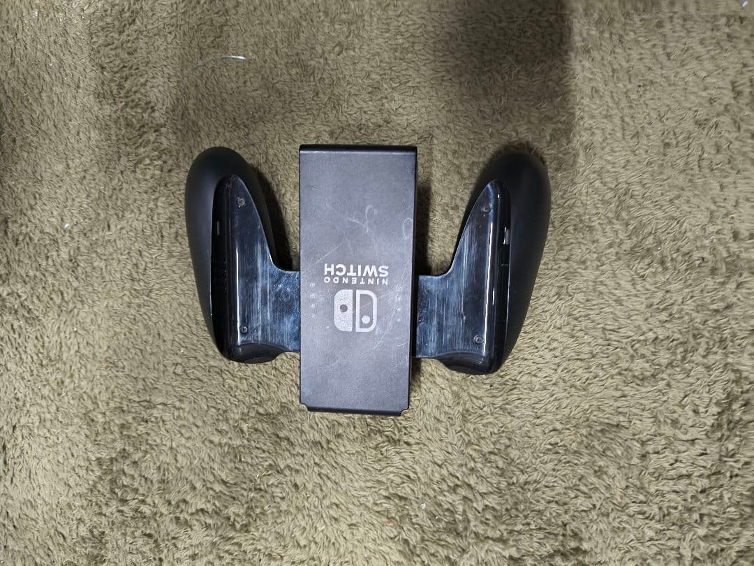 Nintendo Switch 本体 傷あり ケース付き