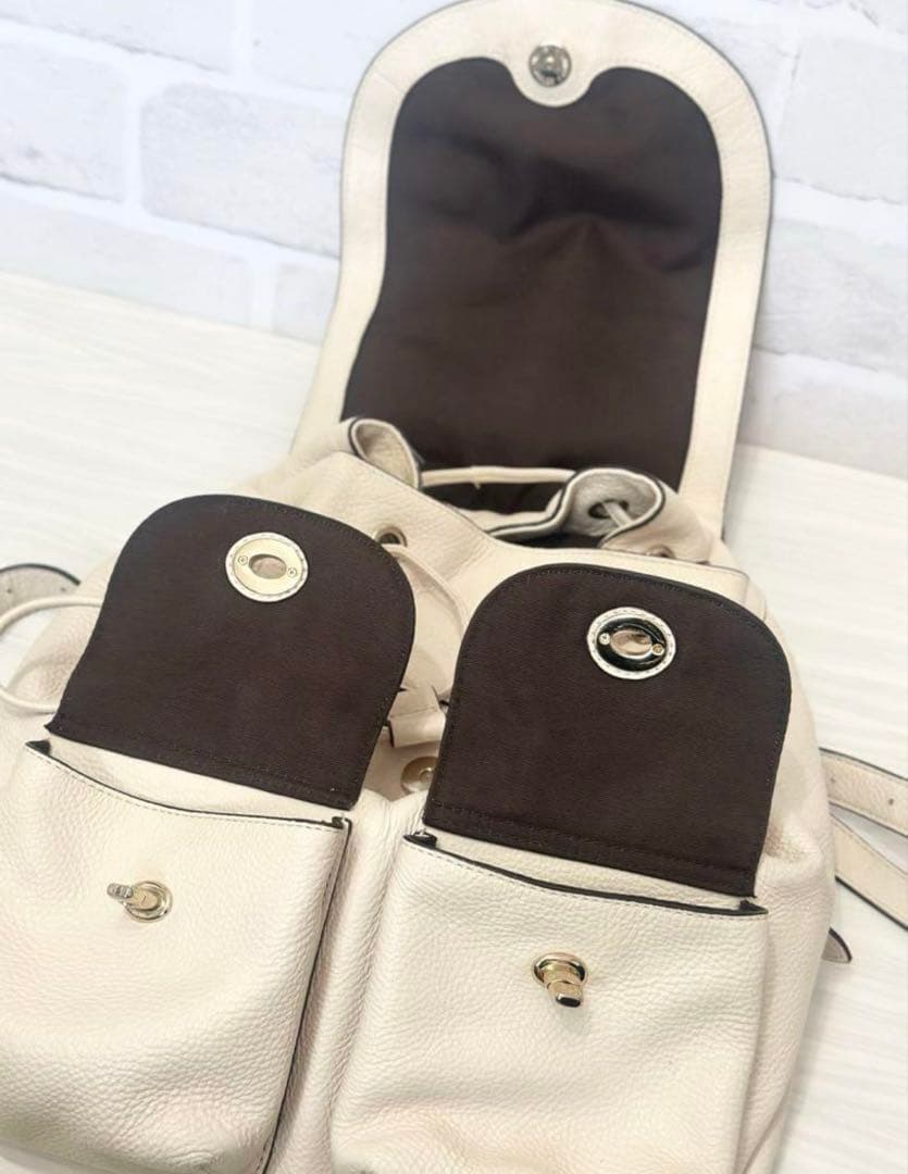 COACH F37410クリームホワイトレザー　バックパックリュク