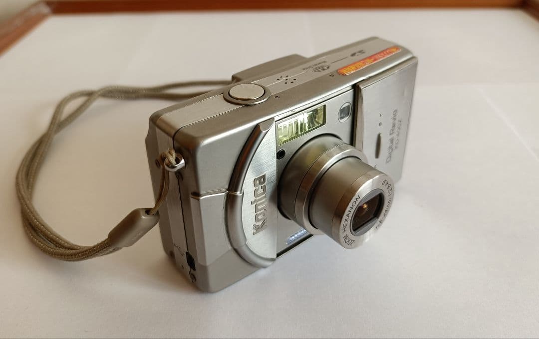 【希少】Konica Revio KD-400Z オールドコンデジ 動作確認済み