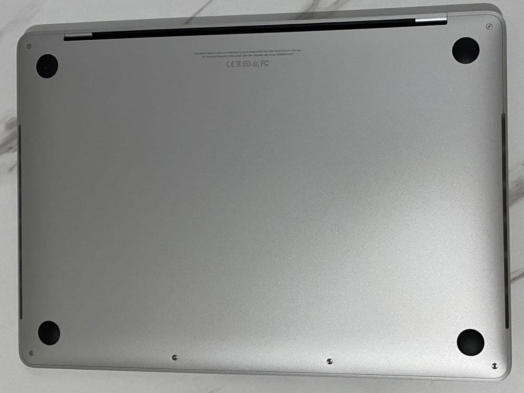 MacBook本体 MacBook Pro13 TouchBar i5 8GB 512GB 2017