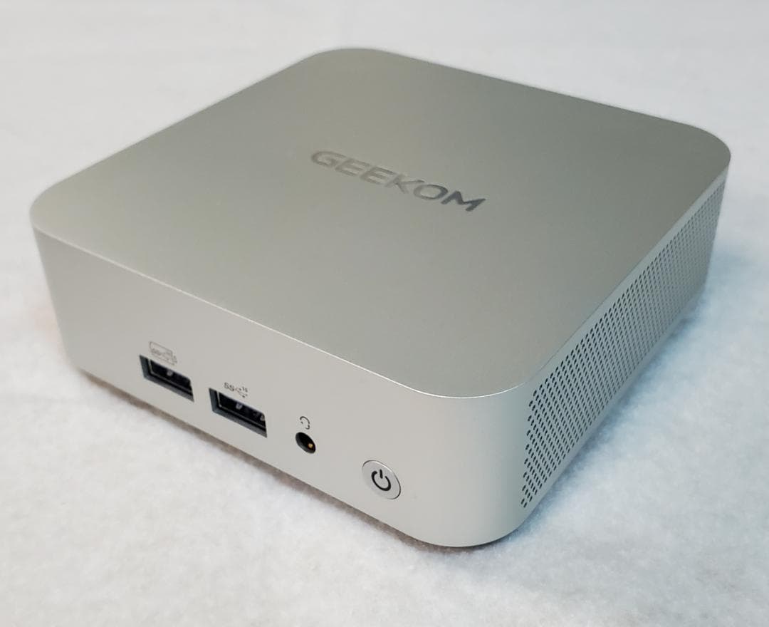 ミニPC GEEKOM A6 AMD Ryzen 7 6800H 32GB 1TB