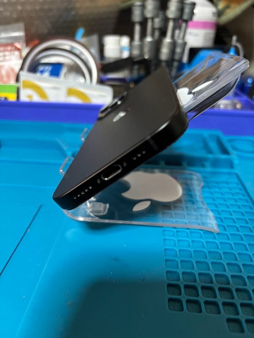 t*y様 動作確認済み iPhone 15 128GB バッテリー87%