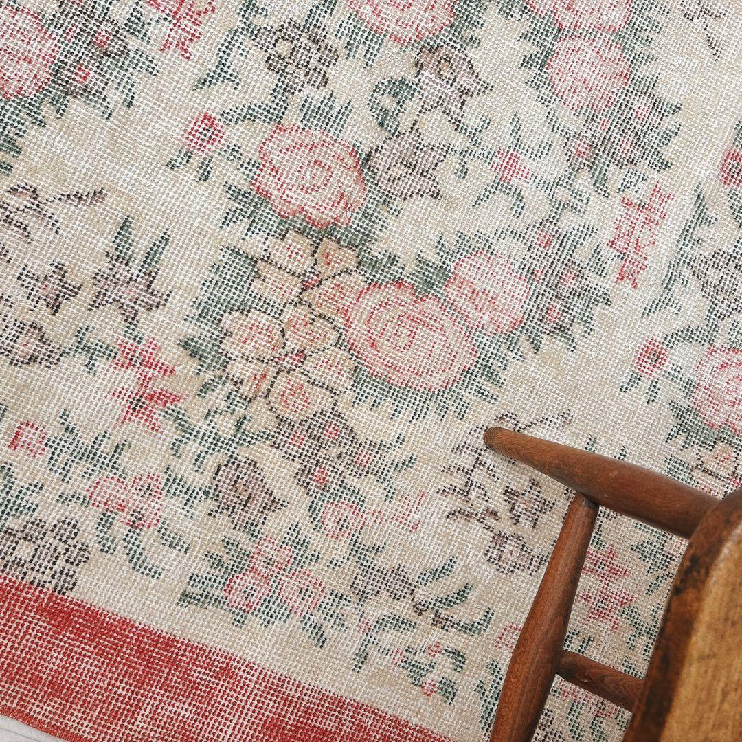 トルコ　ヴィンテージ ラグ　フローラル　ピンク