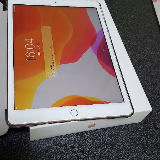 iPad本体 iPad Wi-Fi 32GB