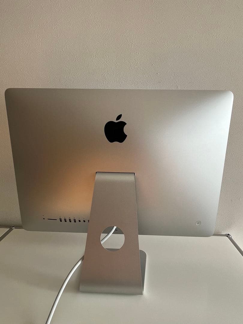 iMac 21.5インチ late 2015 メモリ16GB ストレージ1TB