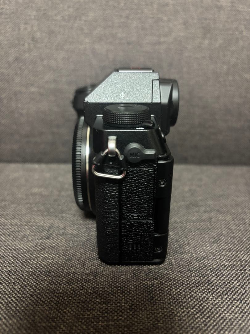 FUJIFILM X-S20 デジタルカメラ 本体　保証期間内