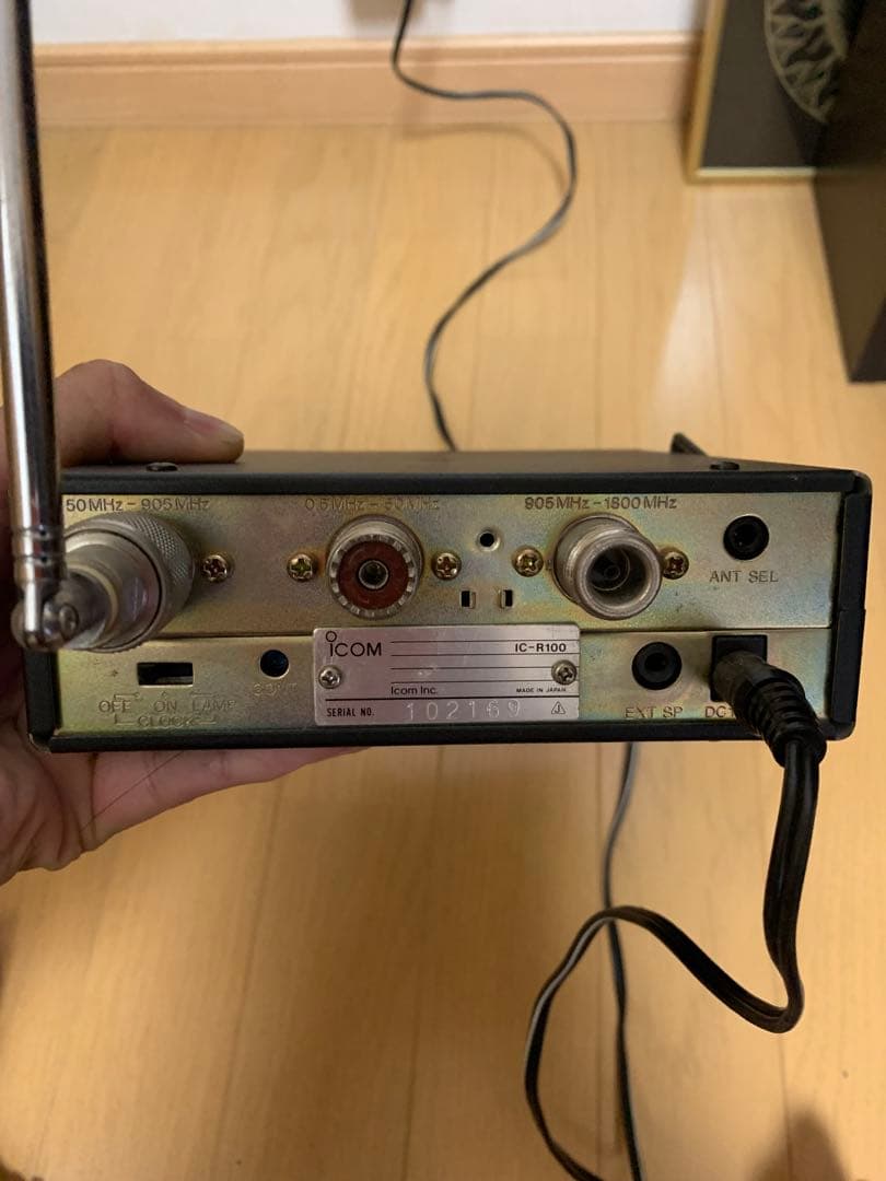 ICOM IC-R100 広帯域受信機