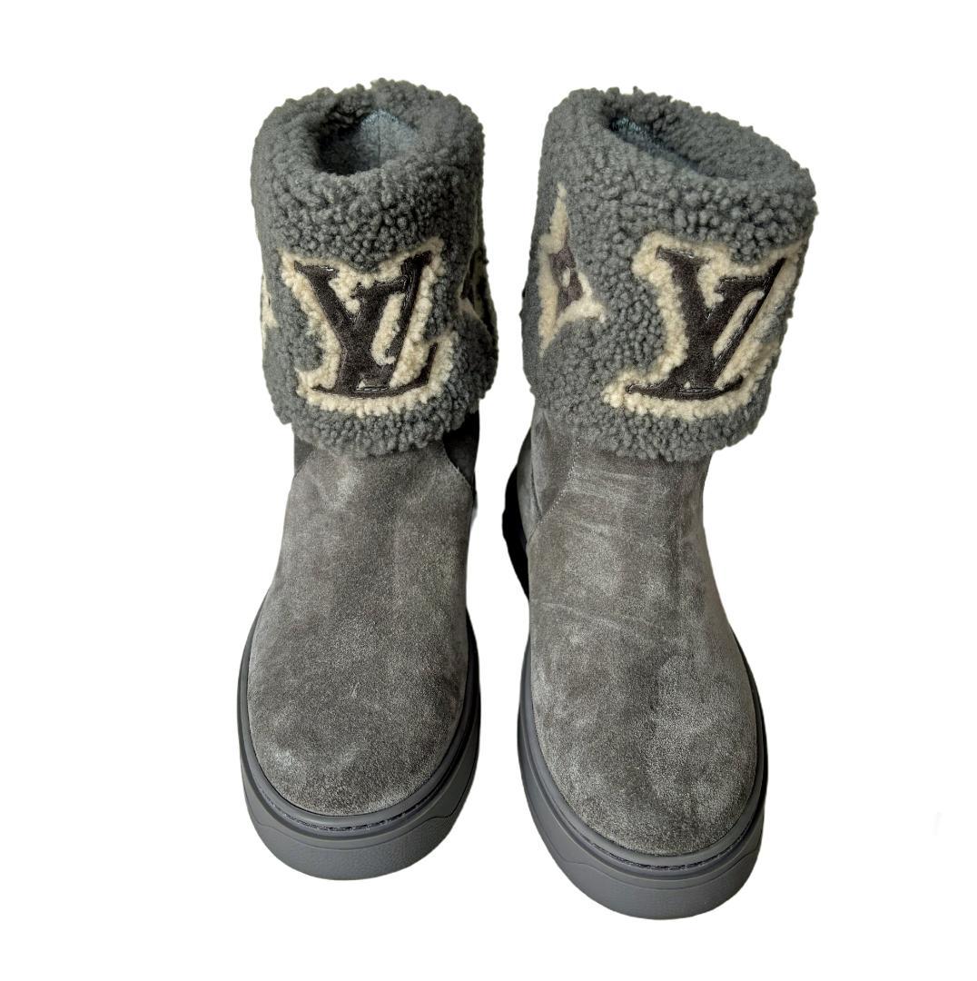 美品✨ ルイヴィトン モノグラム スノードロップライン ムートンブーツ　グレー