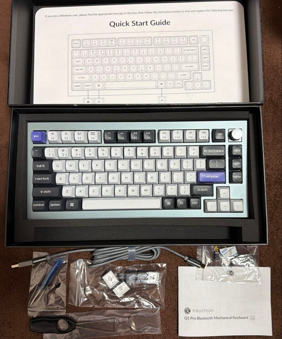 真*優様 Keychron Q1 pro knob 静音赤軸 US配列　換えキー