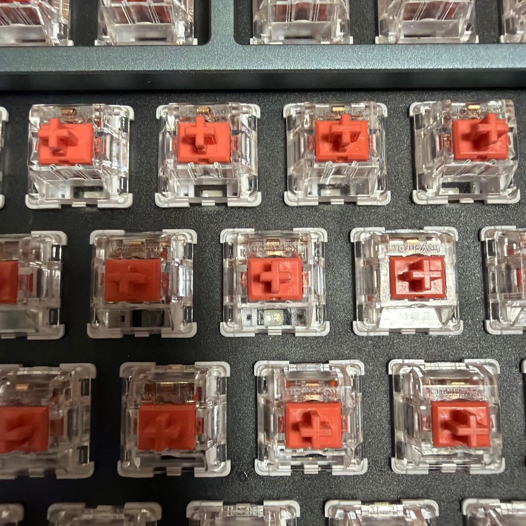 真*優様 Keychron Q1 pro knob 静音赤軸 US配列　換えキー