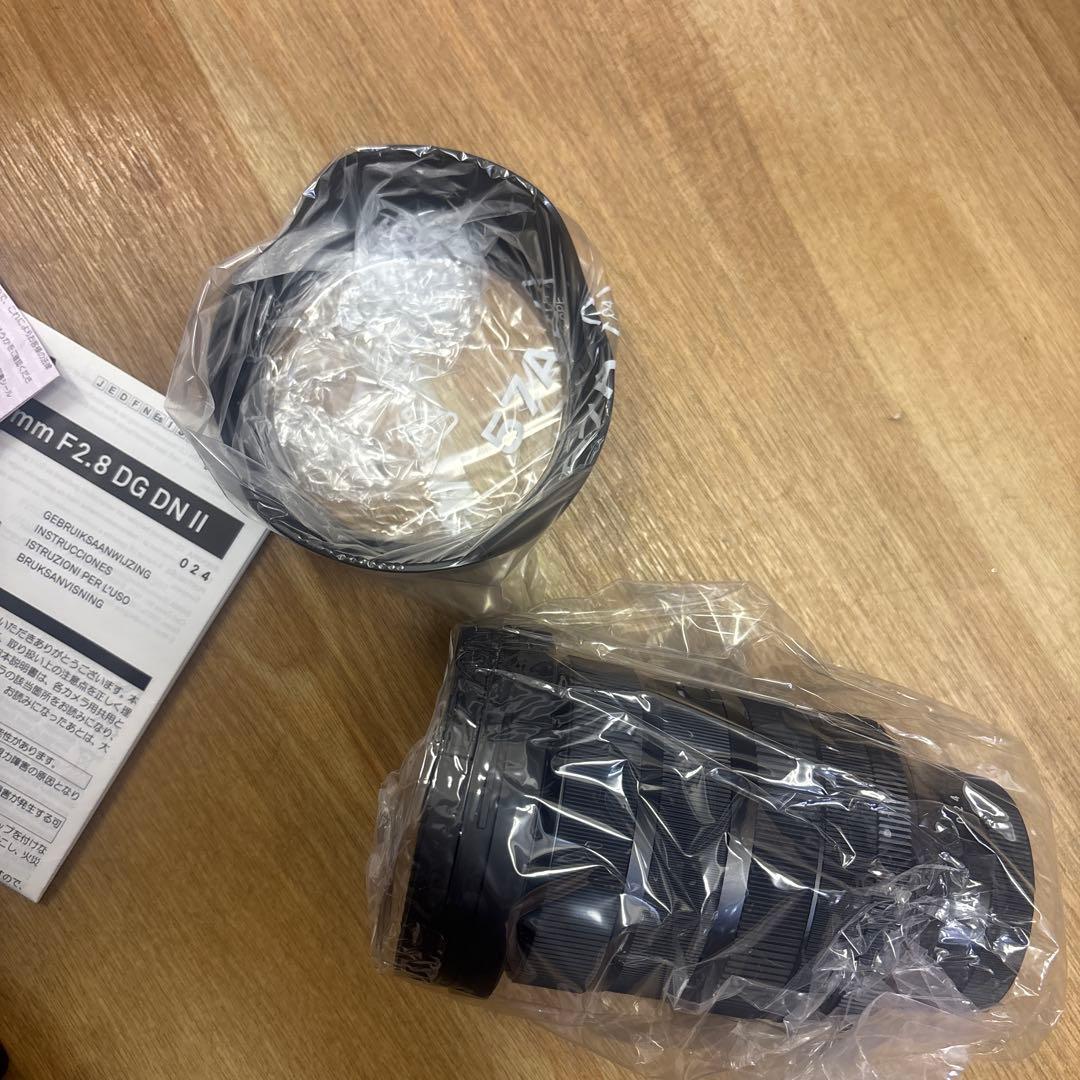 SIGMA 24-70mm F2.8 DG DN II レンズ