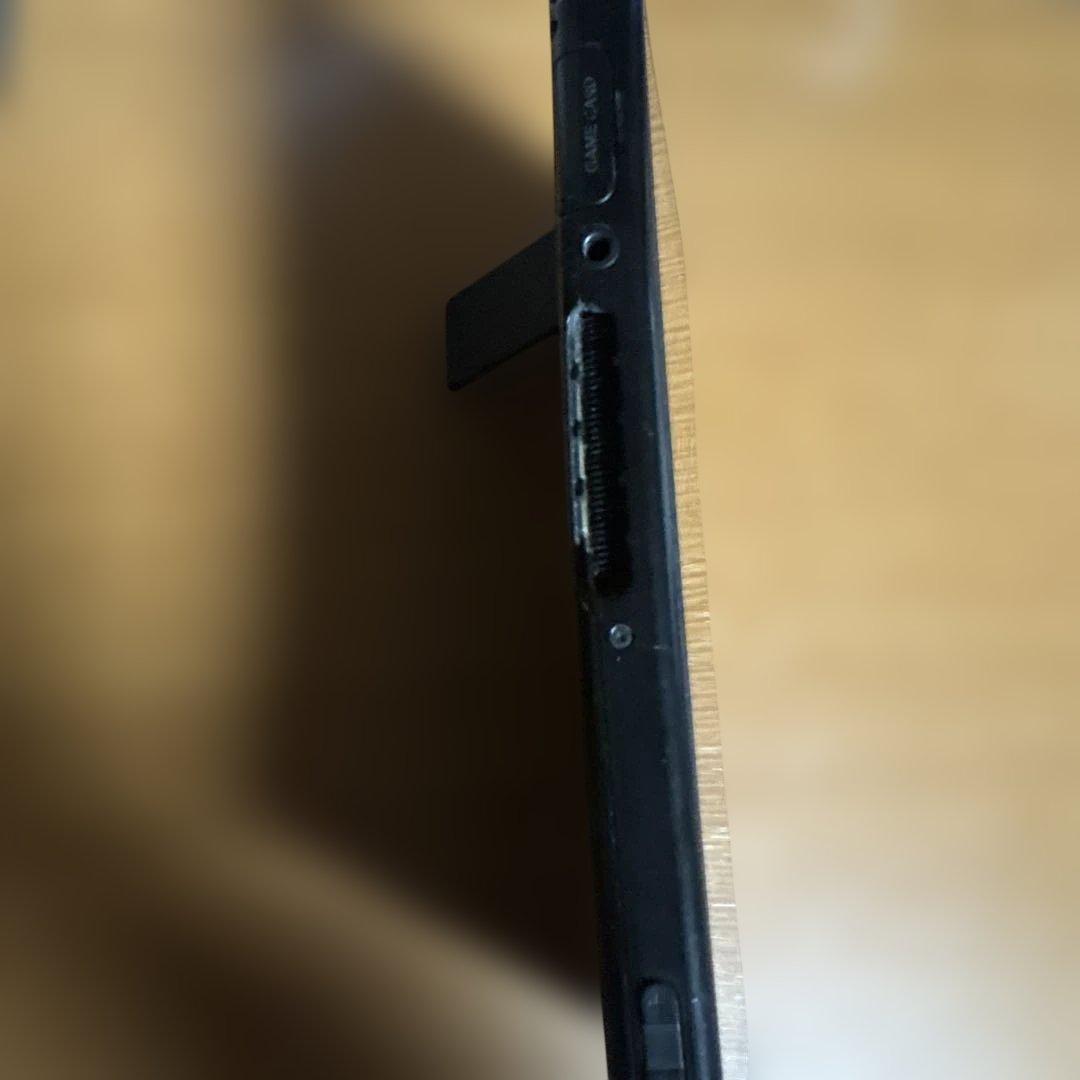 Nintendo Switch 本体　ジョイコンなし