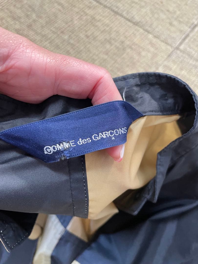 青山店限定　COMME des GARCONSナイロンジャケット